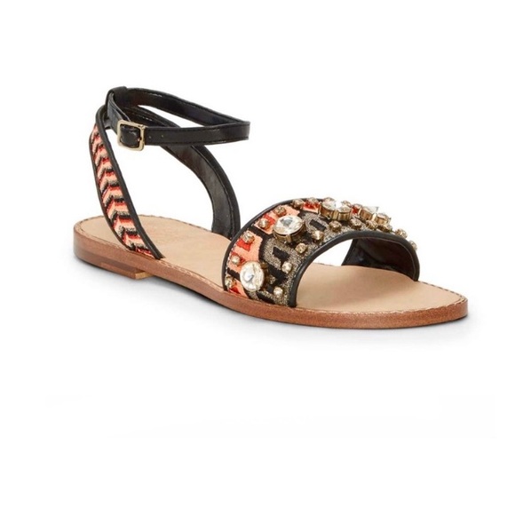 Vince Camuto Shoes - Vince Camuto | ‘Akitta’ Sandal Cooper 01